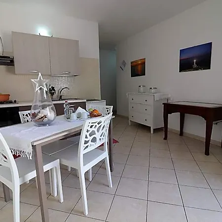 Hotel Amelies House 4*