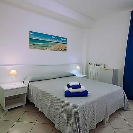 Amelies House Hotel 4*